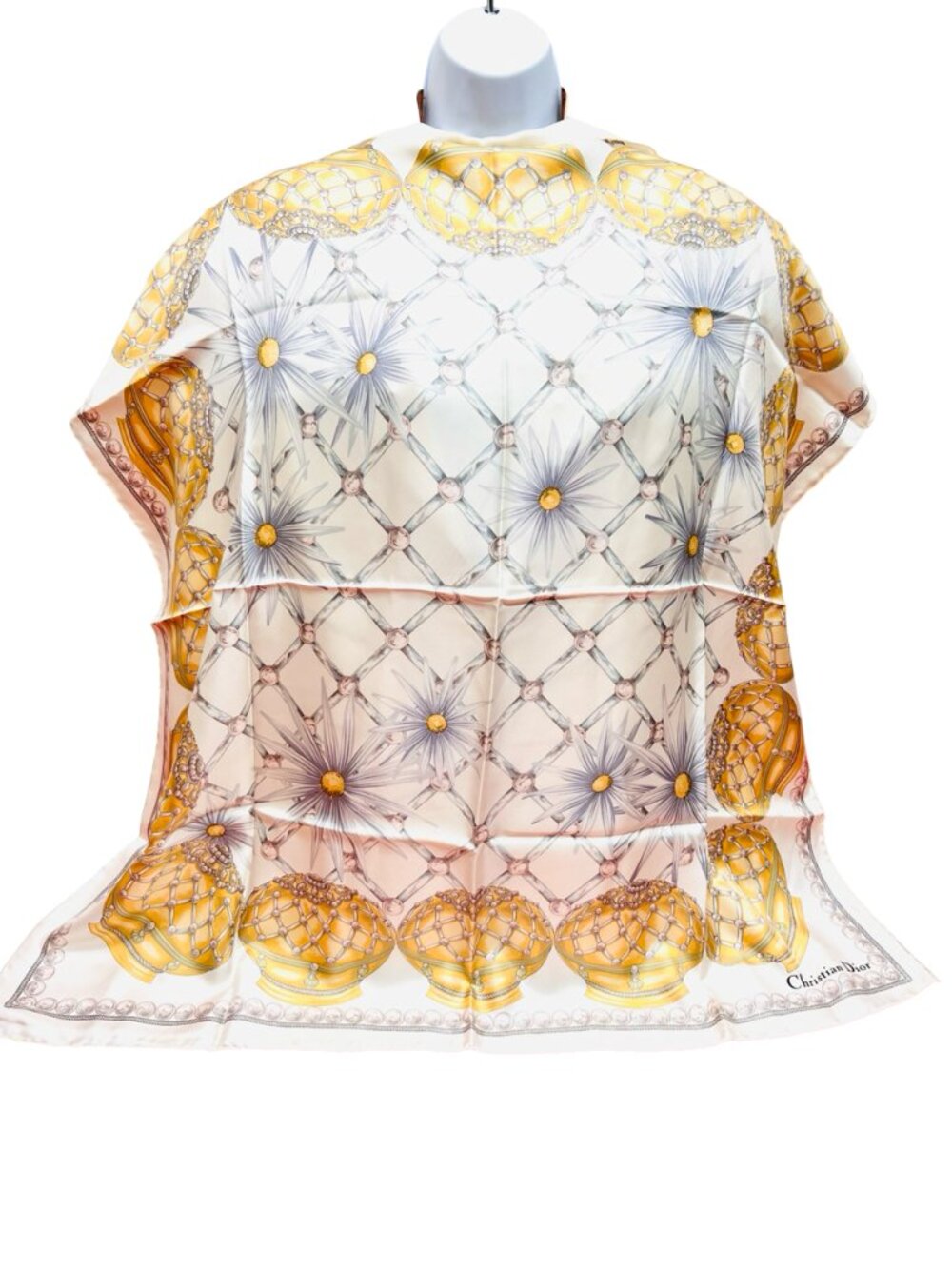 Beautiful Christian Dior 100% Silk Satin Scarf 34"Sand beige gold ceramic (32 - Picture 5 of 16